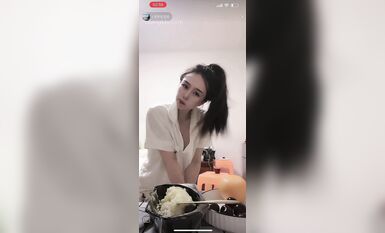 重磅 抖音直播技術性走光 熱舞 露底 美女雲集 (185)