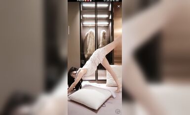 重磅 抖音直播技術性走光 熱舞 露底 美女雲集 (2)