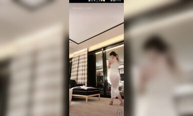 重磅 抖音直播技術性走光 熱舞 露底 美女雲集 (23)