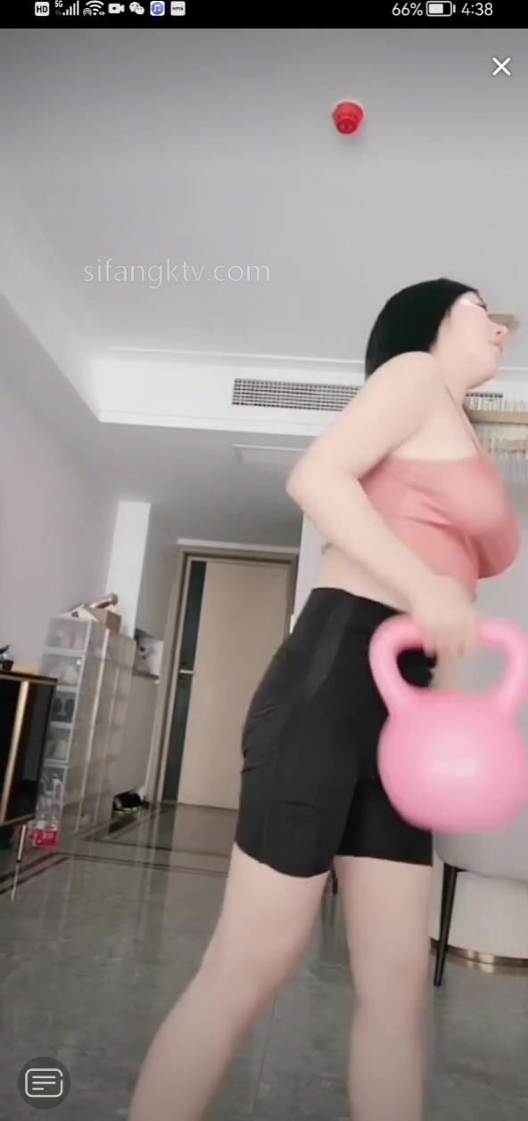 重磅 抖音直播技術性走光 熱舞 露底 美女雲集 (272)