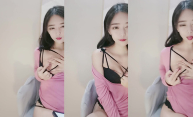 女神下海【喃兒】漂亮超高顏值~千萬別錯過~美臀美足 (4)