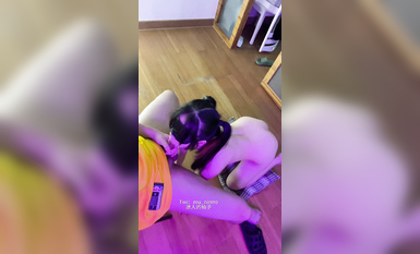 推特SM大神『迷人的柚子』七月最新高價私拍 極品00後蘿莉小母狗暴力深喉 爆操蜜桃臀 高清【極品 虐戀】推特SM大神『迷人的柚子』 (1)