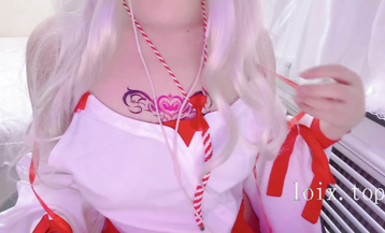 小空 (kong)  白發巫女