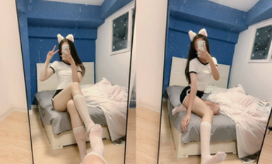 青春無敵 推特極品清純超絕一字馬舞蹈生女神【小鈺】定製，一字馬道具自慰，完美翹臀愛液泛濫 （2）