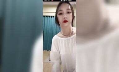 重磅 抖音直播技術性走光 熱舞 露底 美女雲集 (302)