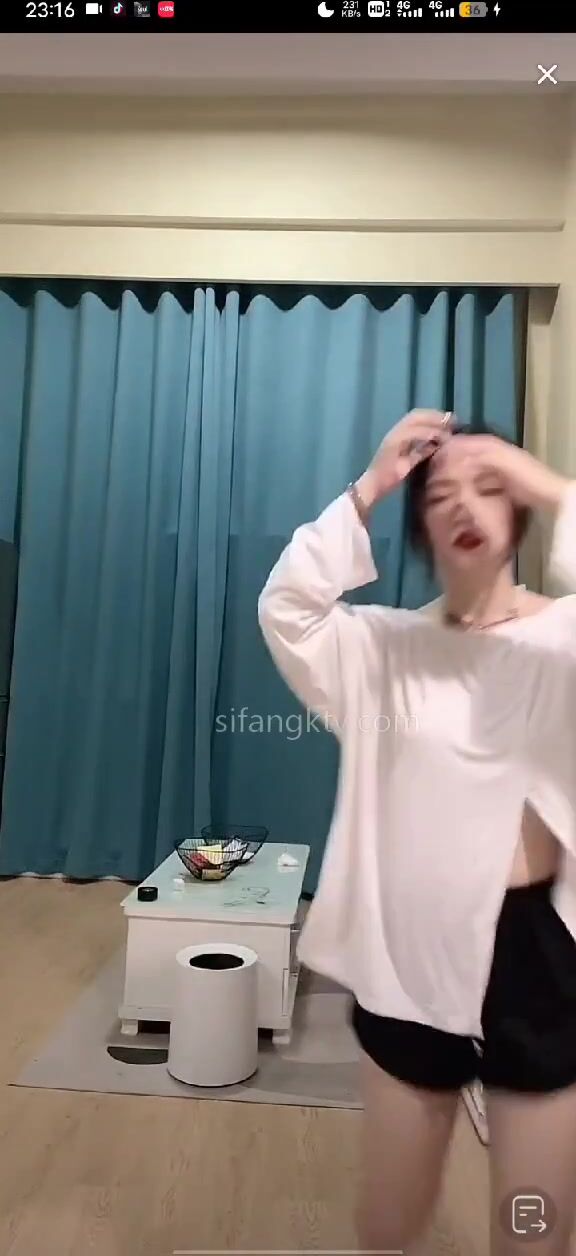 重磅 抖音直播技術性走光 熱舞 露底 美女雲集 (302)