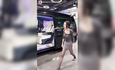 重磅 抖音直播技術性走光 熱舞 露底 美女雲集 (31)