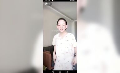 重磅 抖音直播技術性走光 熱舞 露底 美女雲集 (310)