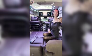 重磅 抖音直播技術性走光 熱舞 露底 美女雲集 (33)