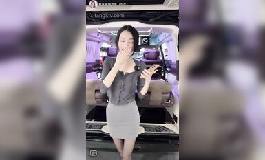 重磅 抖音直播技術性走光 熱舞 露底 美女雲集 (34)