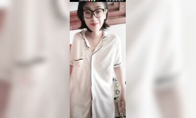 重磅 抖音直播技術性走光 熱舞 露底 美女雲集 (504)