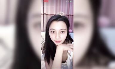 重磅 抖音直播技術性走光 熱舞 露底 美女雲集 (69)