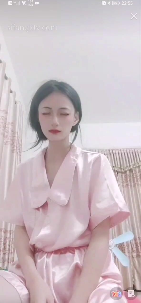 重磅 抖音直播技術性走光 熱舞 露底 美女雲集 (71)