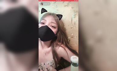 重磅 抖音直播技術性走光 熱舞 露底 美女雲集 (9)