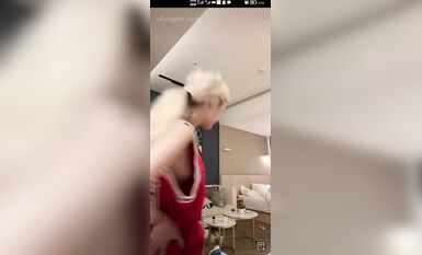 重磅 抖音直播技術性走光 熱舞 露底 美女雲集 (94)