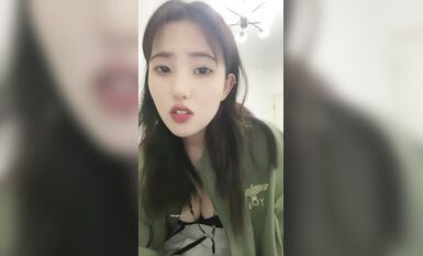 【雙女】【愛小琦】合集，高顏值小姐姐與閨蜜大尺度淫樂 (1)