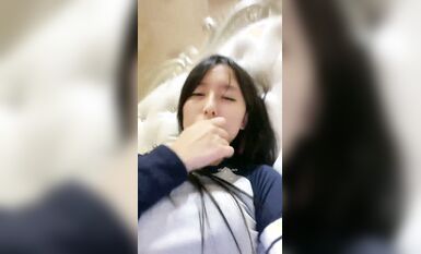 又一個極品~極品下海咯！【花花】學生為了賺點生活費 (2)