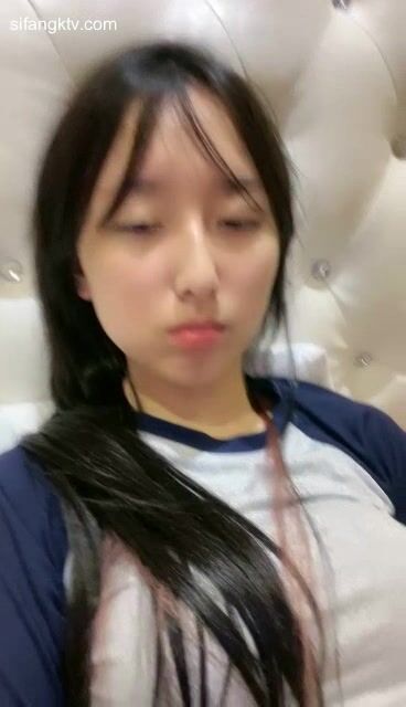 又一個極品~極品下海咯！【花花】學生為了賺點生活費 (1)