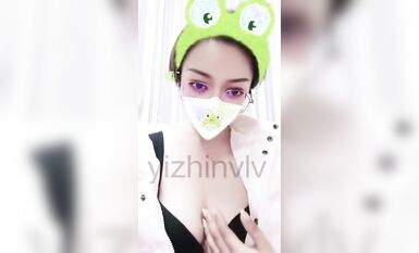 推特24萬粉騷貨『大婊姐』私密群淫語群P私拍 網紅美乳各種劇情啪啪 真人實戰 高清 (15)