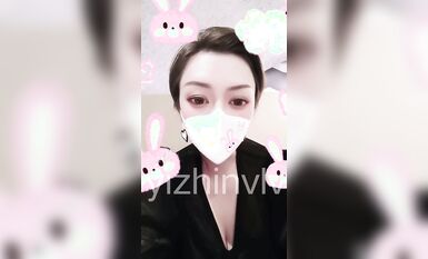 推特24萬粉騷貨『大婊姐』私密群淫語群P私拍 網紅美乳各種劇情啪啪 真人實戰 高清 (7)