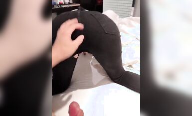 稚嫩漂亮嫩妹『清純女友』漂亮妹子口技非常棒 多套情趣內衣各種肆意爆操嫩逼 高清 (18)