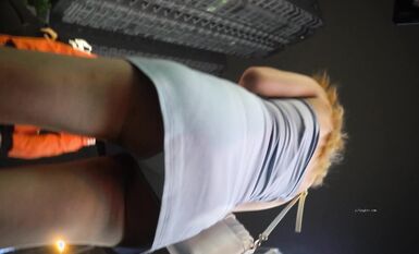 【極品CD】牛人大神商城專挑高顏值美女抄底內內 各式性感小窄內勒出13縫隙！反光騷丁露毛 (3)