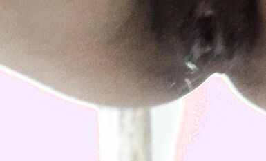 八月私房最新流出 魔手 外購精品廁拍夜總會4k女神《懟臉拍、被發現） (1)