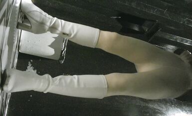 八月私房最新流出 魔手 外購精品廁拍夜總會4k女神《懟臉拍、被發現） (12)