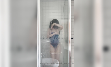 萬人求檔Onlyfans極品馬甲線一字馬舞蹈練習生小不點yoxi紫薇打炮特寫超強視覺沖擊 (1)