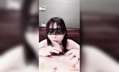 粉色情人-首次露出俏臉美極啦！ 後入嬌乳小粉升天