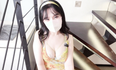 清純女神〖櫻空桃桃〗桃桃對肉棒的侍奉～淫聲連連～浪叫到內射～網紅戰袍又純又欲 攻速拉滿！