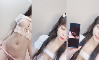 -絕對的女神，【閃閃】，真的太純了~看一眼就想射~極品啊，展示自己的小視頻，白臀美腿玉足 (3)