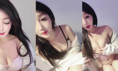 新人主播下海 極品女神01玩偶 誘人美乳~全裸沐浴 (1)