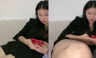 2024年2月，清純學妹，好乖巧漂亮【小瑜】難得一遇的鄰家小美女，BB又粉又嫩，必須珍藏不可錯過！ (2)