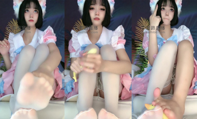 白絲 女僕裝 lo鞋   溫柔榨精 對著lo鞋射出來吧 紅綠燈