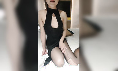 【七七愛吃飯】清純反差婊~戴起眼鏡真騷~密碼房道具自慰 ✨✨✨--9小時精華，想找真心人的湖南妹子，驚鴻一現收藏佳品 (4)