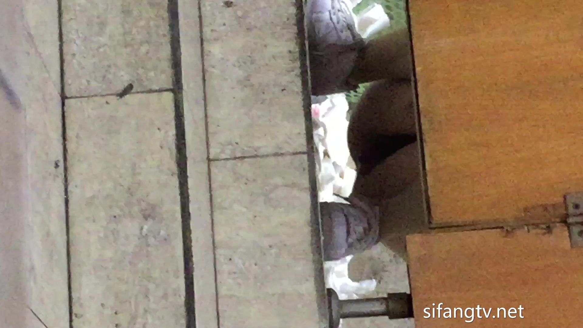 廁拍精品模特公司 女廁偷拍美女模特噓噓 個個都是高顏值美女顏值堪比明星 (19)