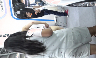 【國內車展】稀缺好貨視覺沖擊 豐乳肥臀、露奶露毛 個個頂級美女3 (17)