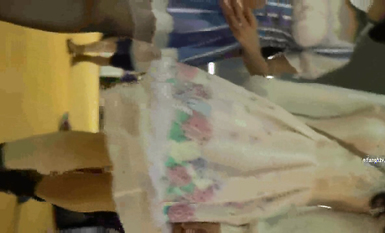 深圳二次元漫展眾COS小姐姐被無情抄底 各種肉臀各種絲襪 驚現無內無毛美女