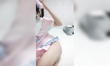 【佳佳小寶貝】-----超可愛小美女裸舞大尺度誘惑-- (4)