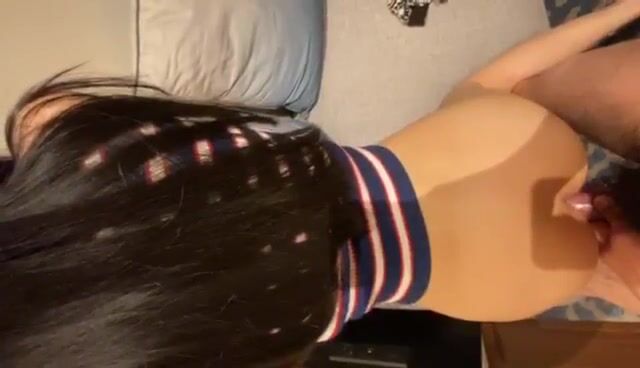 極品雙馬尾蘿莉嫩妹『LittIe』啪啪口交精彩紀實 雙馬尾JK服嫩妹蘿莉 黑絲足交 高清 (6)