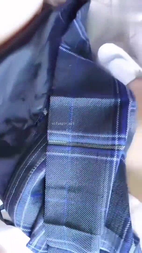 極品嫩妹貧乳嫩妹『笨趴』約炮島國某偶像團體成員 輪操他的小情人玲醬 高清 (12)