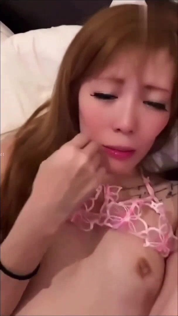 極品嫩妹貧乳嫩妹『笨趴』調教朋友的女友小夏 約啪高顏值貧乳纖細妹  (44)