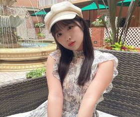 漂亮清純美眉吃雞啪啪【FC2-PPV-3470313】小嬌乳 小粉穴 表情可愛 被大肉棒無套輸出 射了一肚皮