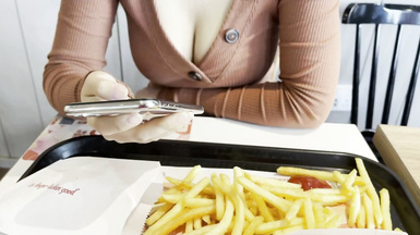 極品美乳人妻『kyara_sss』奶子又大胸型又好看，還特么巨騷，被操的時候喜歡說淫語，巨頂！美乳豐臀超反差 完結 (8)