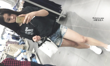 【情侶自拍】南寧熱戀情侶自拍性愛視頻，把精液射到了女友的嘴裡！