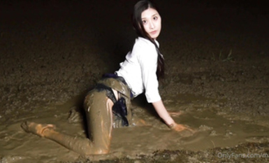 【輕度獵奇】高顏值日本氣質素人少婦「mari_wam」OF露臉私拍 反差美人妻沉淪精液地獄【第二彈】 (3)