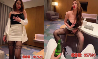 頂級女模顏值巔峰秀人網絕美人氣女神【尤妮絲】誘惑私拍，教導主任尤老師來咯做愛劇情挑逗