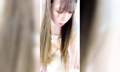 極品嫩妹貧乳嫩妹『笨趴』調教朋友的女友小夏 約啪高顏值貧乳纖細妹  (31)