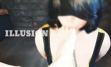 八月【重磅福利】SM大神ILLUSION 調教COS女奴福利集，各種性虐蘿莉美少女，屁股都拍紅再操 (72)